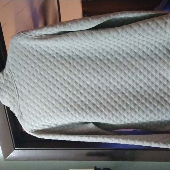 Quilted Pullover - Picture 3 of 3